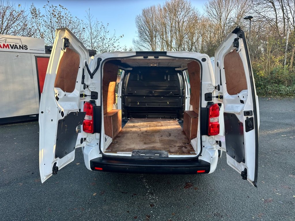 Used Vauxhall Vivaro 2020 for sale - 76962680: Photo 24