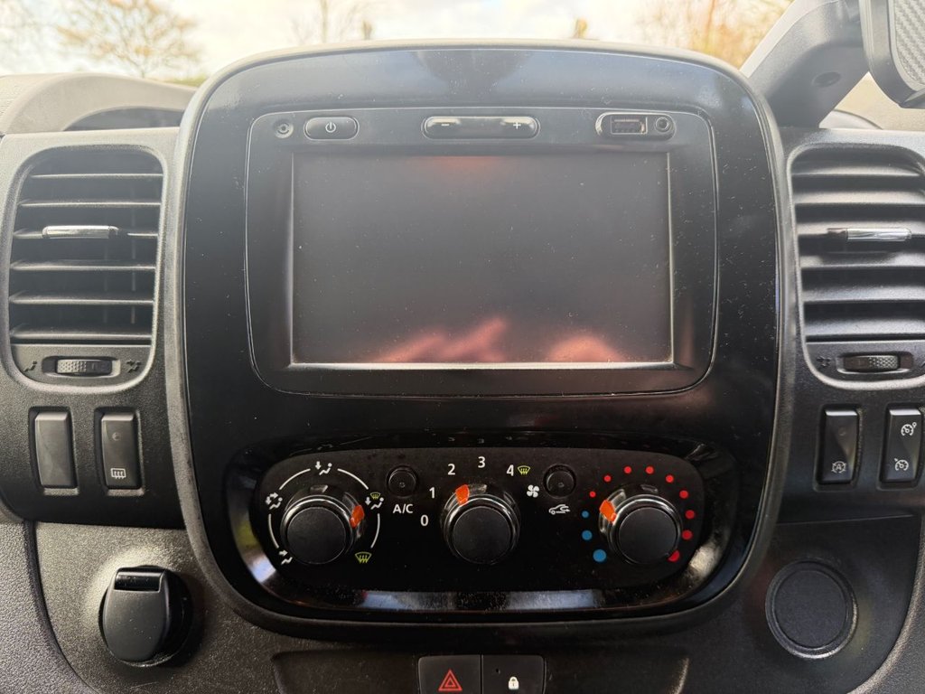 Used Renault Trafic 2017 for sale - 78069049: Photo 12