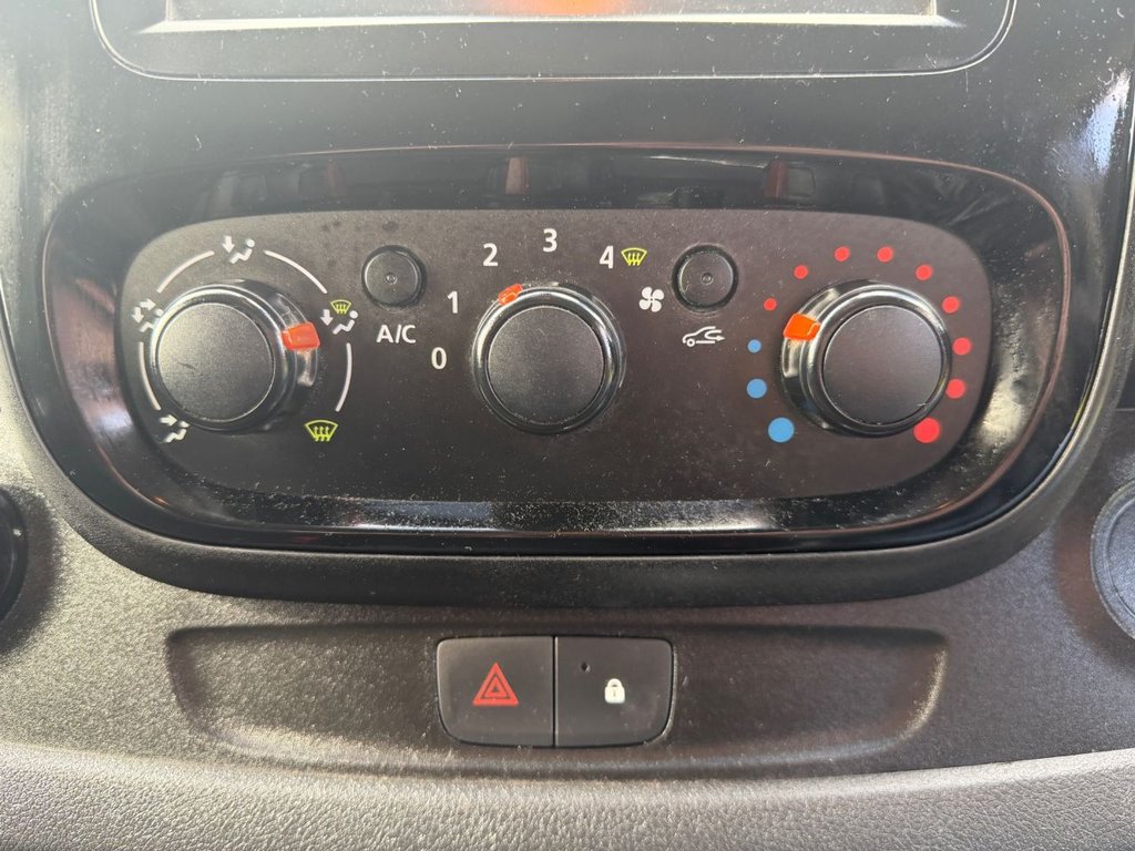 Used Renault Trafic 2017 for sale - 78069049: Photo 14