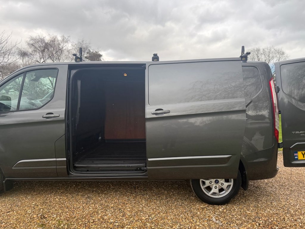 Used Ford Transit Custom 2015 for sale - 77820671: Photo 21