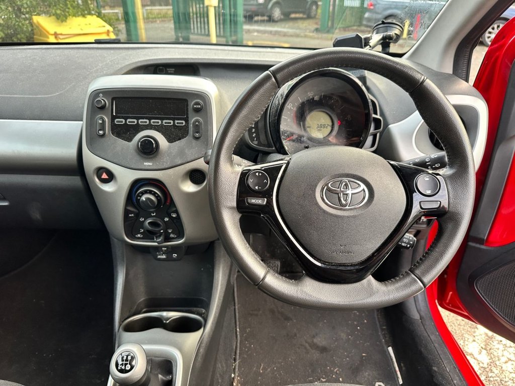 Used Toyota AYGO 2014 for sale - 76655188: Photo 10