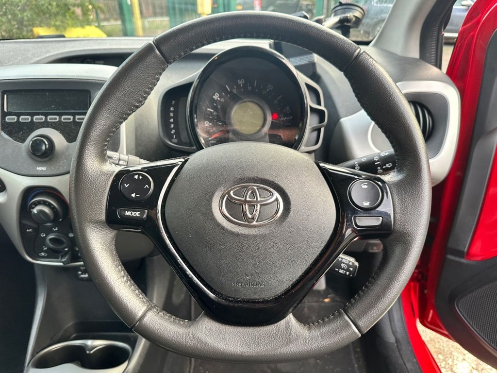 Used Toyota AYGO 2014 for sale - 76655188: Photo 11