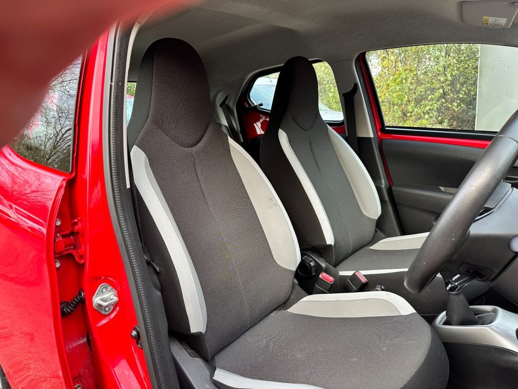 Used Toyota AYGO 2014 for sale - 76655188: Photo 16