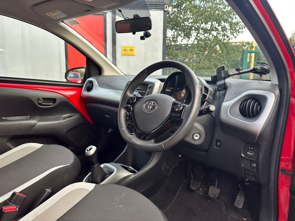 Used Toyota AYGO 2014 for sale - 76655188: Photo 9