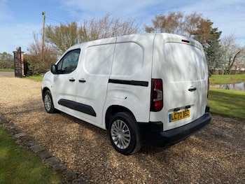 Used Citroen Berlingo 2020 for sale - 78029851: Photo
