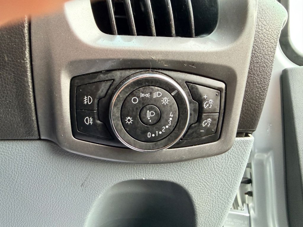 Used Ford Transit Custom 2015 for sale - 77499472: Photo 14