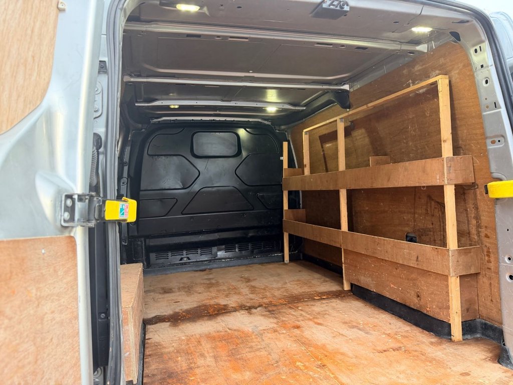 Used Ford Transit Custom 2015 for sale - 77499472: Photo 25