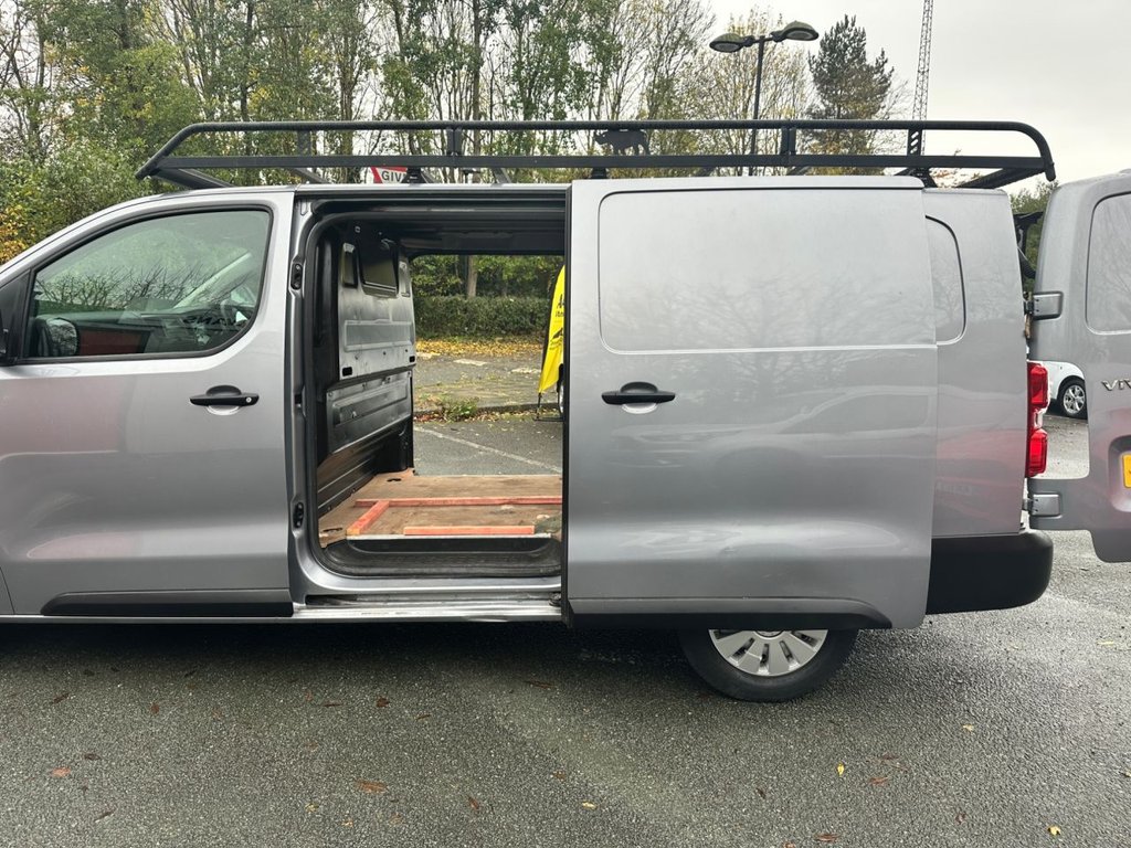 Used Vauxhall Vivaro 2019 for sale - 76535697: Photo 18