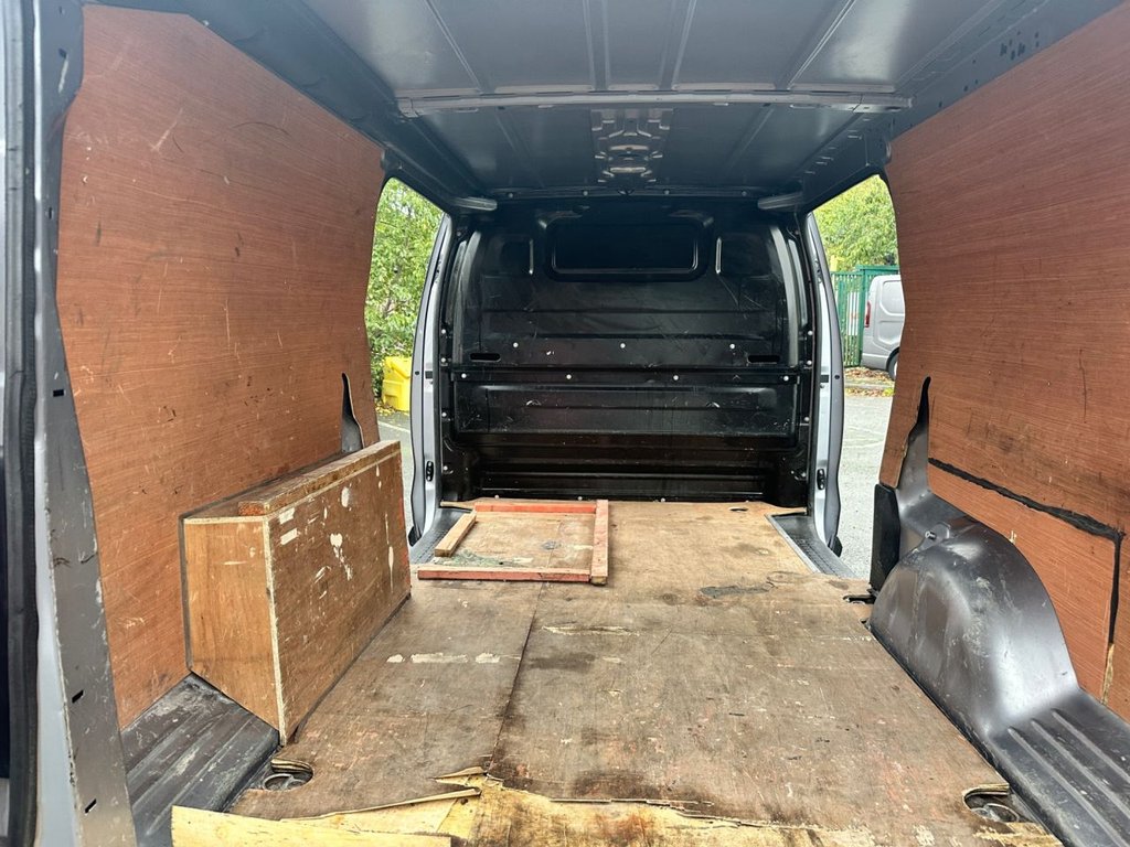 Used Vauxhall Vivaro 2019 for sale - 76535697: Photo 22