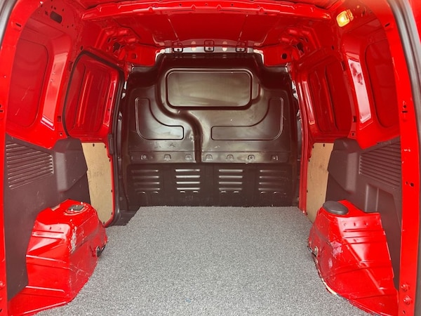 Used Ford Transit Courier 2017 for sale - 75666391: Photo 23