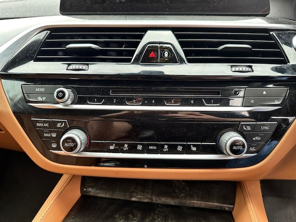 Used BMW 5 Series 2017 for sale - 76291808: Photo 14