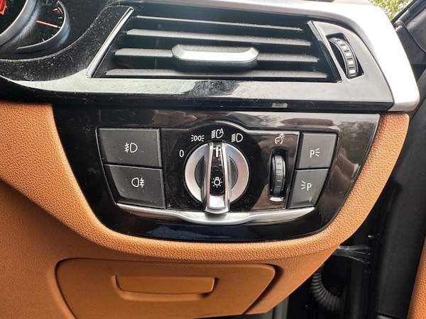 Used BMW 5 Series 2017 for sale - 76291808: Photo 16