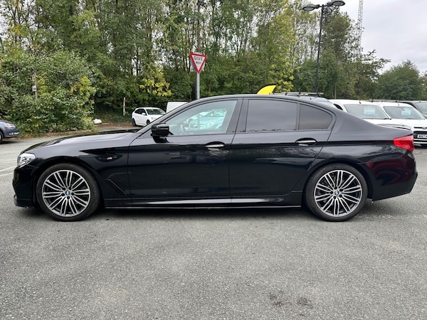 Used BMW 5 Series 2017 for sale - 76291808: Photo 2