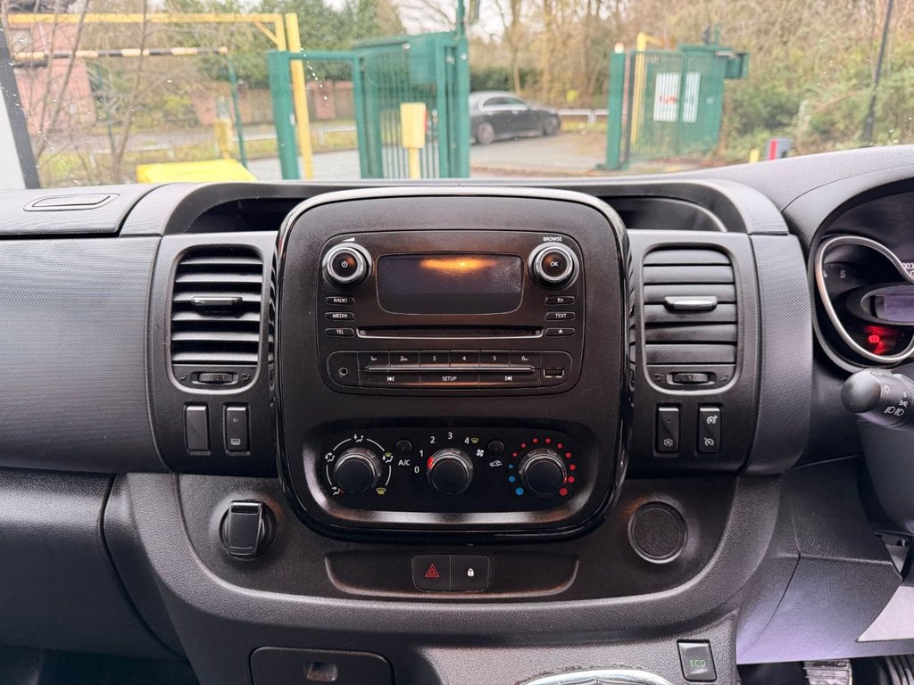 Used Vauxhall Vivaro 2018 for sale - 77288396: Photo 11