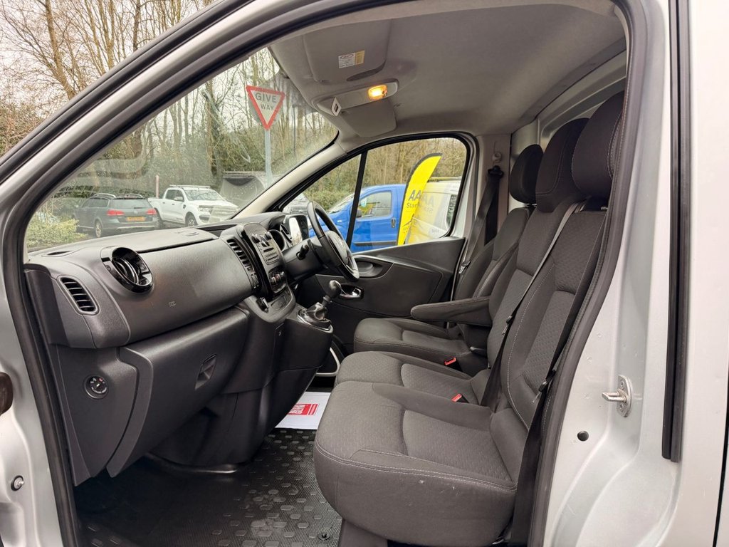Used Vauxhall Vivaro 2018 for sale - 77288396: Photo 17