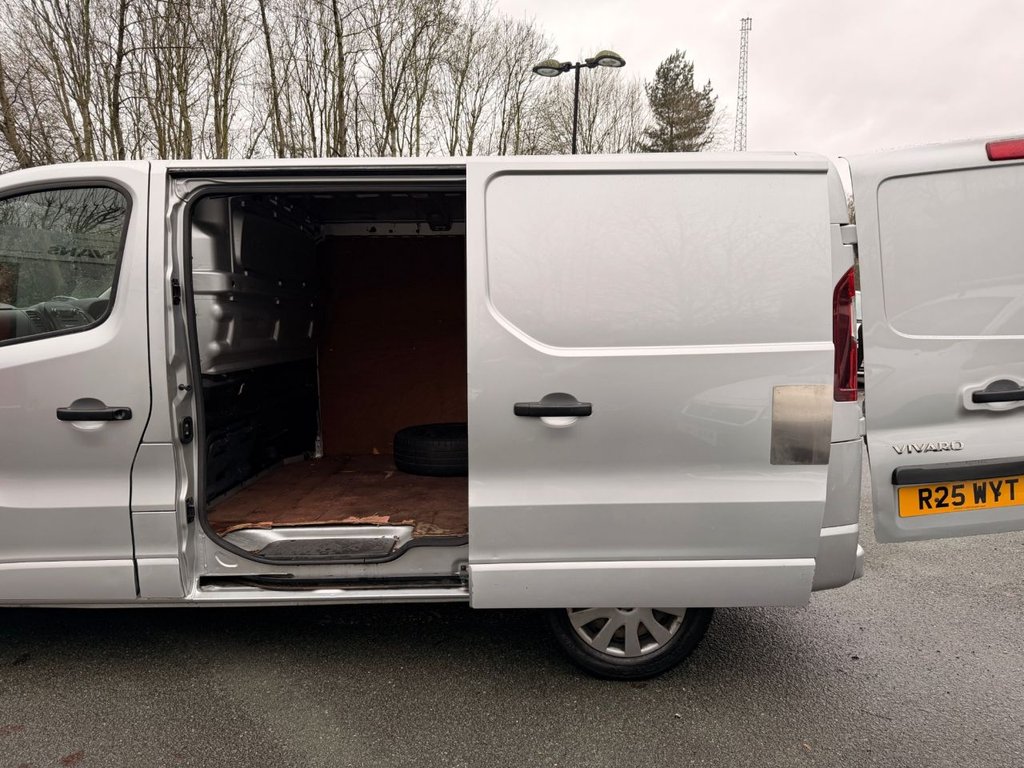 Used Vauxhall Vivaro 2018 for sale - 77288396: Photo 19