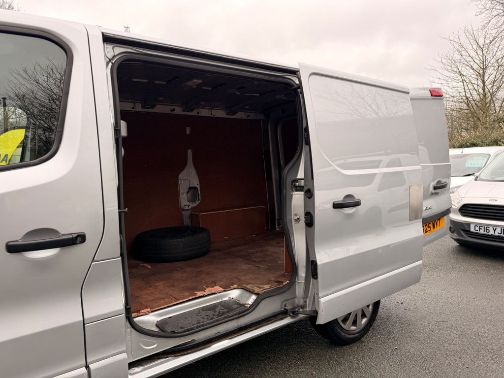 Used Vauxhall Vivaro 2018 for sale - 77288396: Photo 20