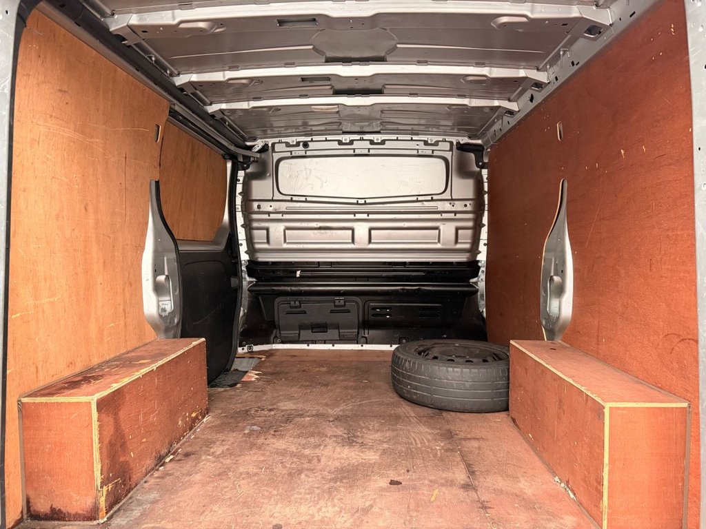 Used Vauxhall Vivaro 2018 for sale - 77288396: Photo 22