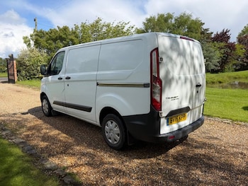 Used Ford Transit Custom 2015 for sale - 78619195: Photo