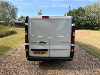 Used Renault Trafic 2019 for sale - 79485770: Photo