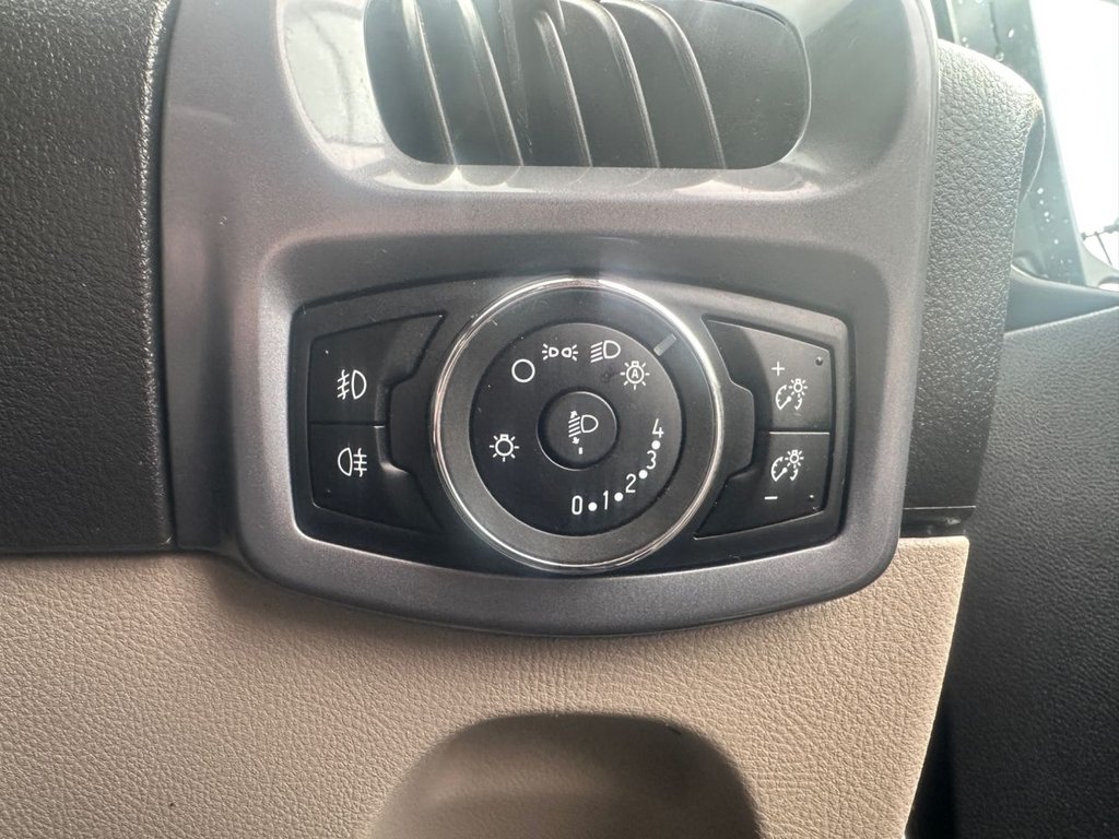 Used Ford Transit Custom 2017 for sale - 76368137: Photo 18