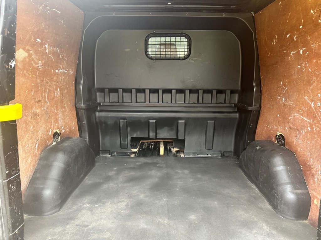 Used Ford Transit Custom 2017 for sale - 76368137: Photo 31