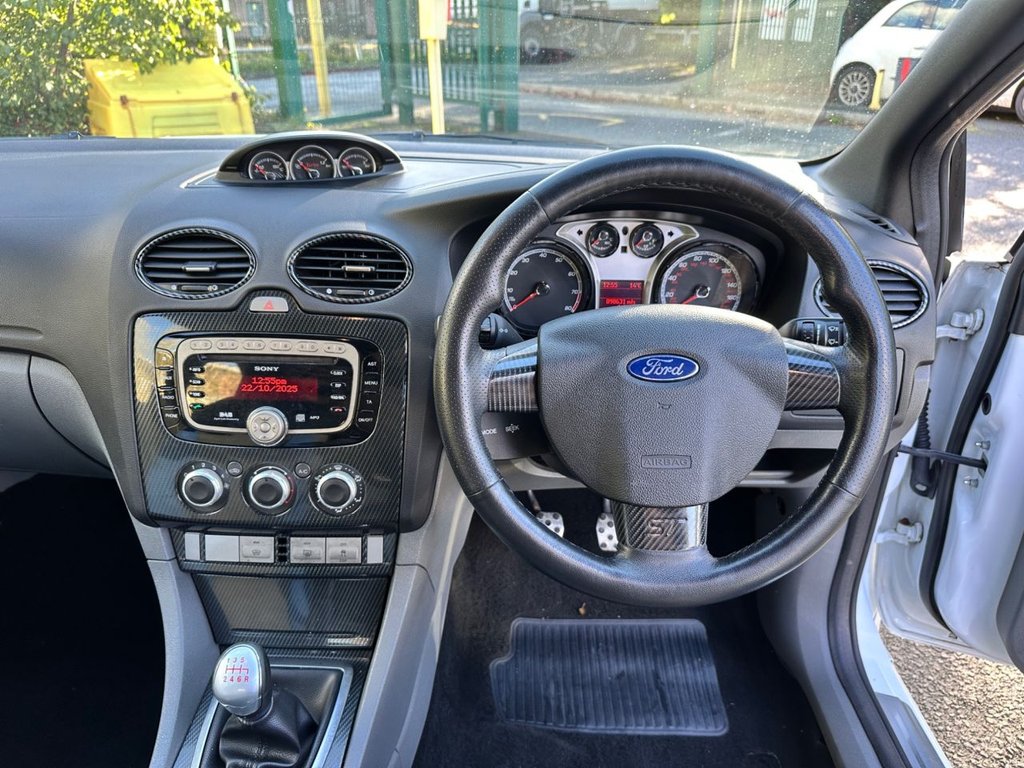 Used Ford Focus 2010 for sale - 77668944: Photo 11