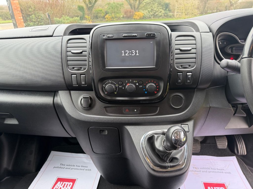 Used Vauxhall Vivaro 2018 for sale - 77594541: Photo 11