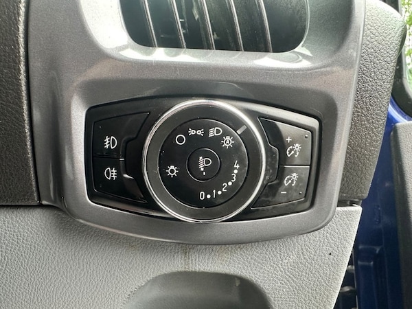 Used Ford Transit Custom 2015 for sale - 76245478: Photo 17