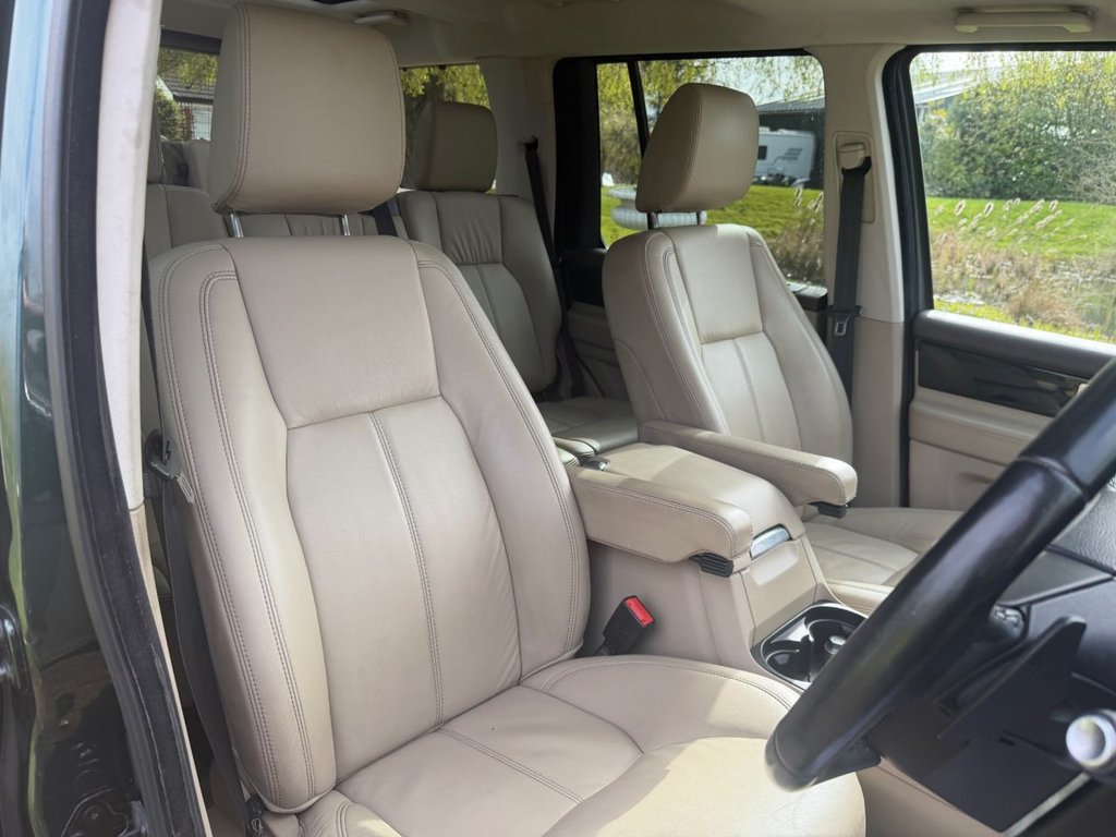 Used Land Rover Discovery 2011 for sale - 78095924: Photo 22