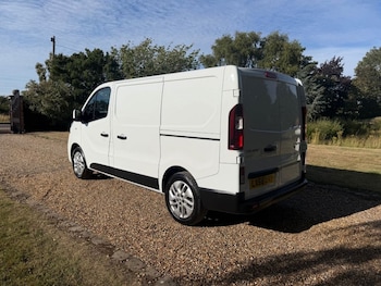 Used Renault Trafic 2018 for sale - 79485682: Photo