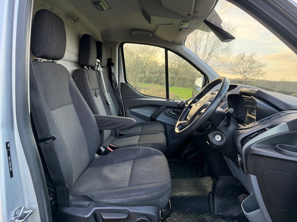 Used Ford Transit Custom 2015 for sale - 77660234: Photo 16