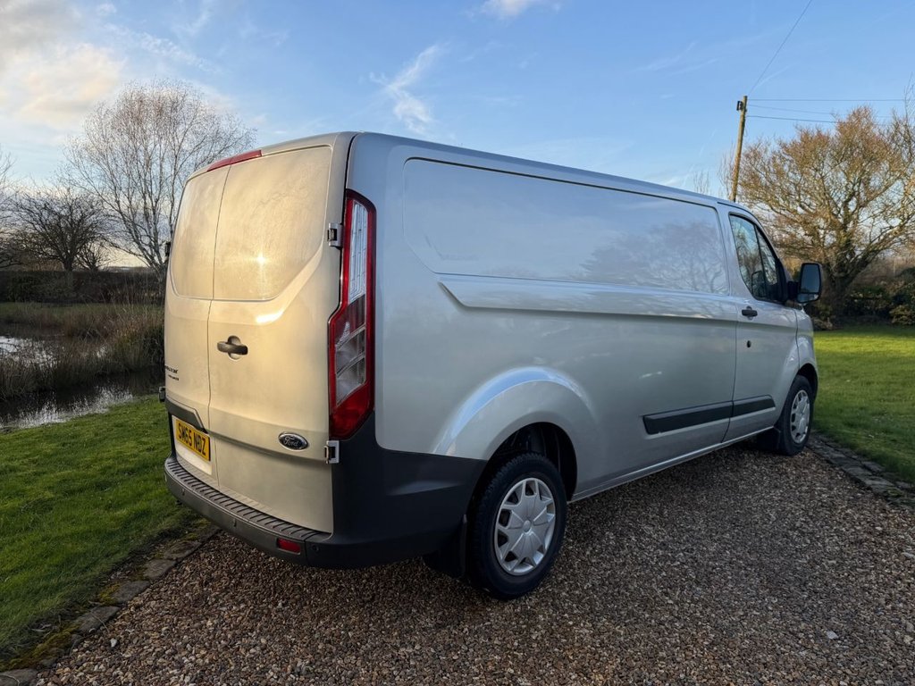 Used Ford Transit Custom 2015 for sale - 77660234: Photo 5