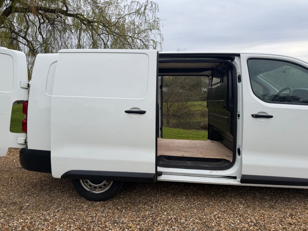 Used Vauxhall Vivaro 2019 for sale - 78036472: Photo 21