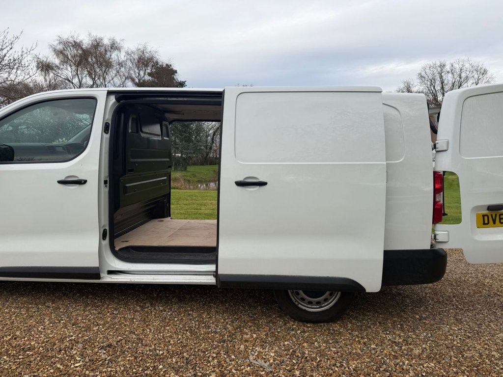 Used Vauxhall Vivaro 2019 for sale - 78036472: Photo 23