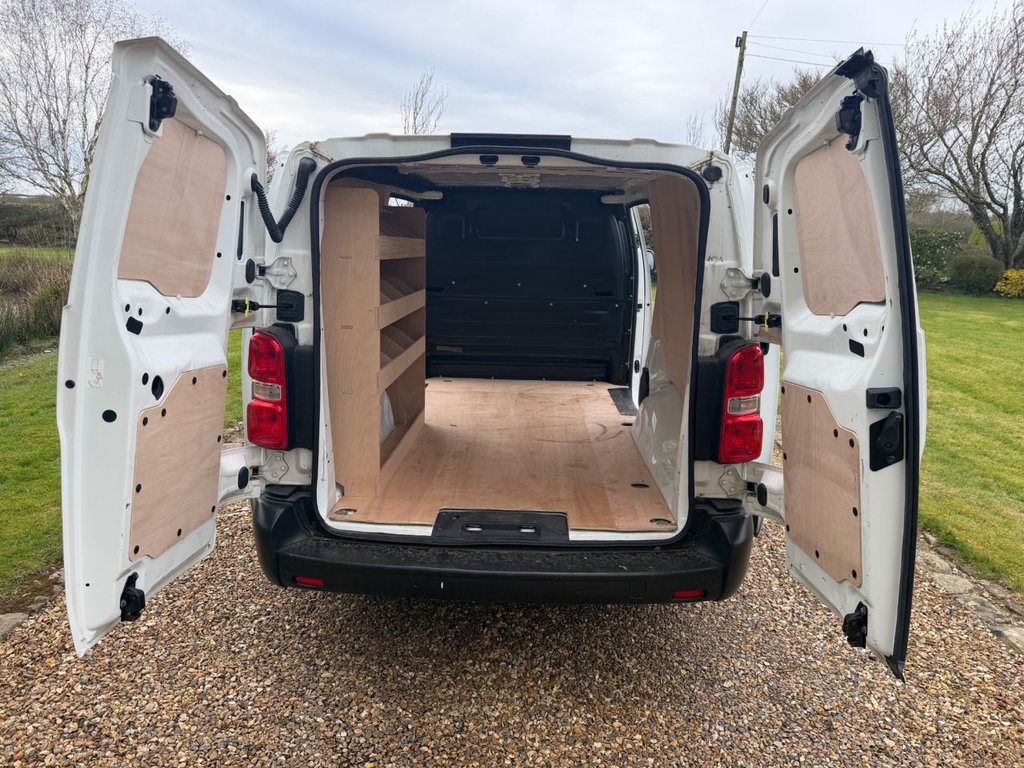 Used Vauxhall Vivaro 2019 for sale - 78036472: Photo 25