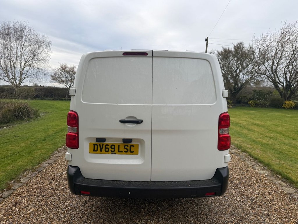 Used Vauxhall Vivaro 2019 for sale - 78036472: Photo 4