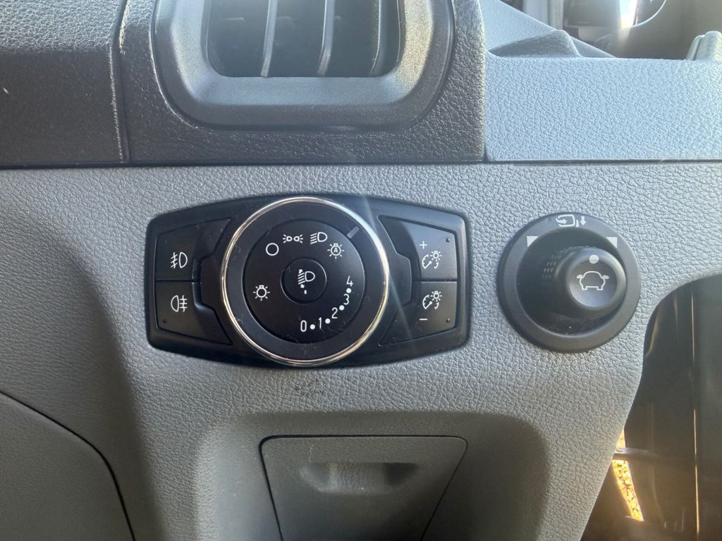 Used Ford Transit 2016 for sale - 77890826: Photo 16