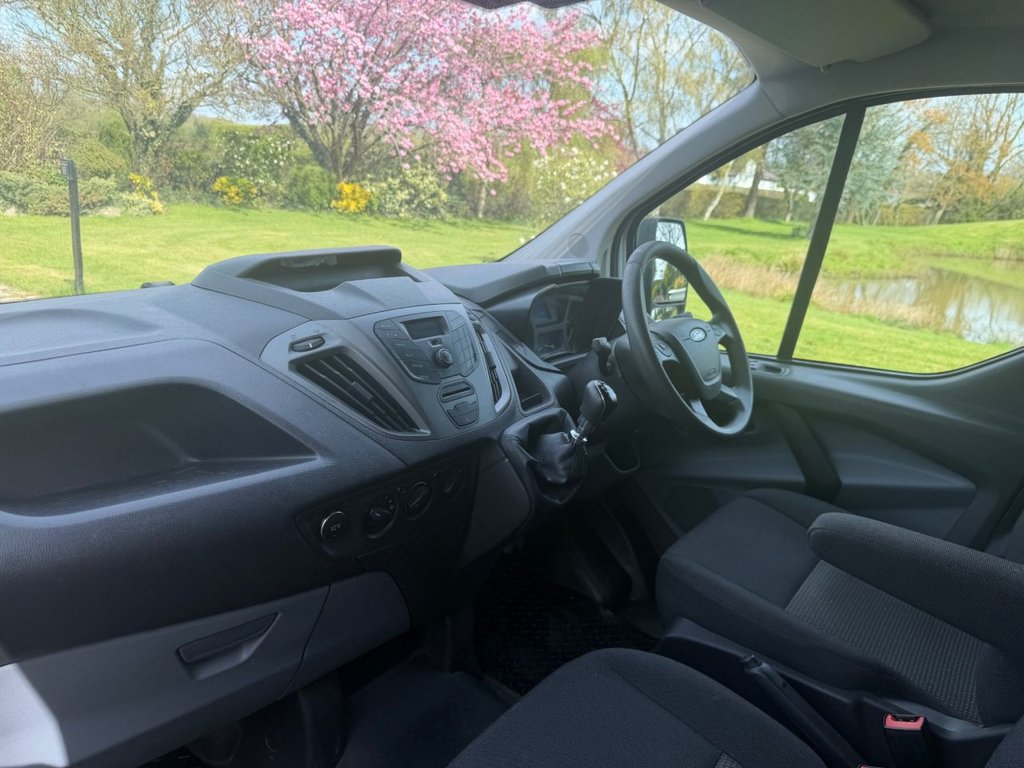 Used Ford Transit Custom 2015 for sale - 78200213: Photo 13