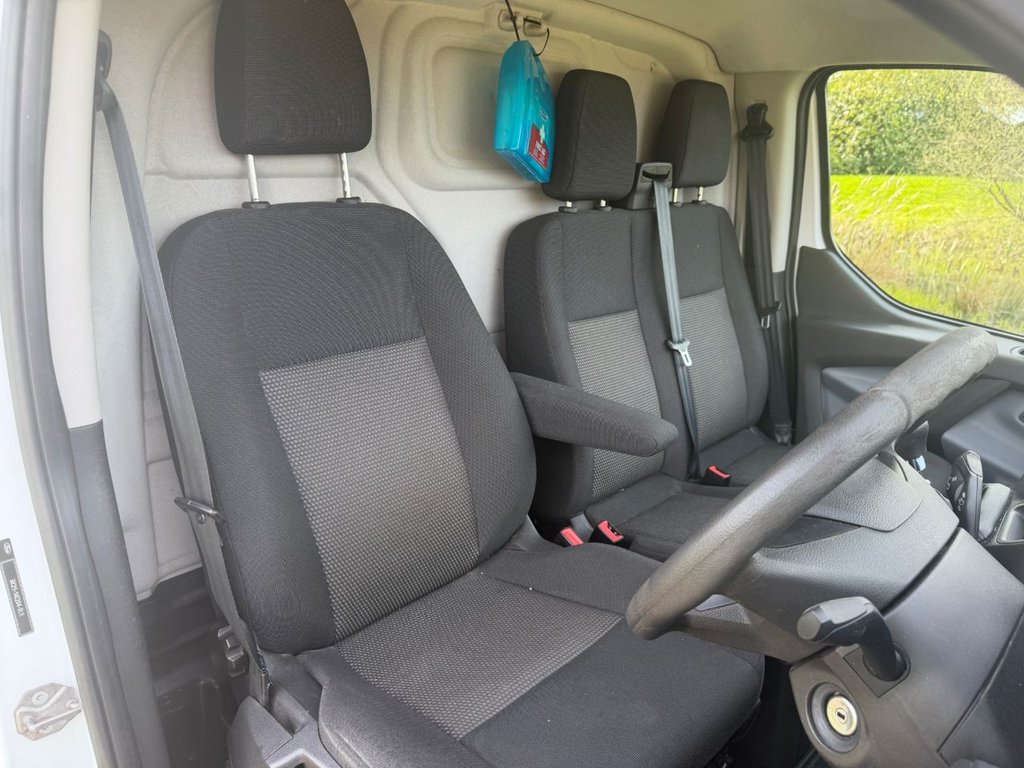 Used Ford Transit Custom 2015 for sale - 78200213: Photo 15