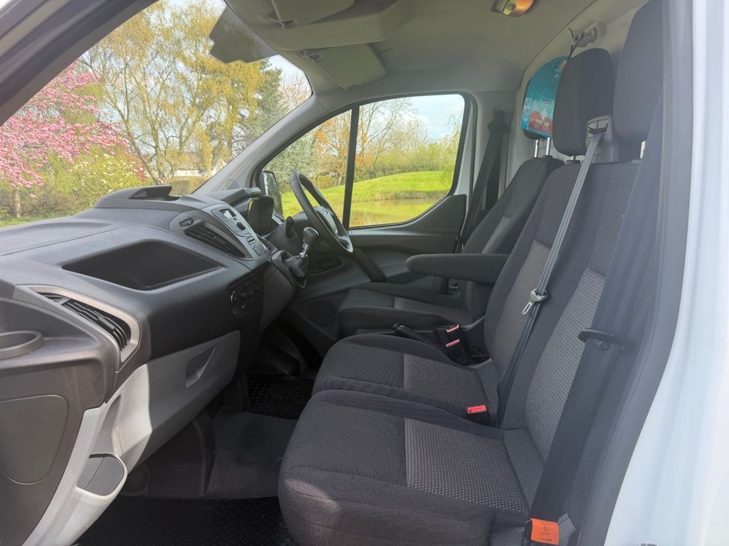 Used Ford Transit Custom 2015 for sale - 78200213: Photo 16