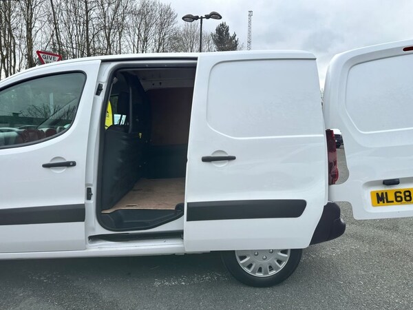 Used Citroen Berlingo 2018 for sale - 74144145: Photo 17