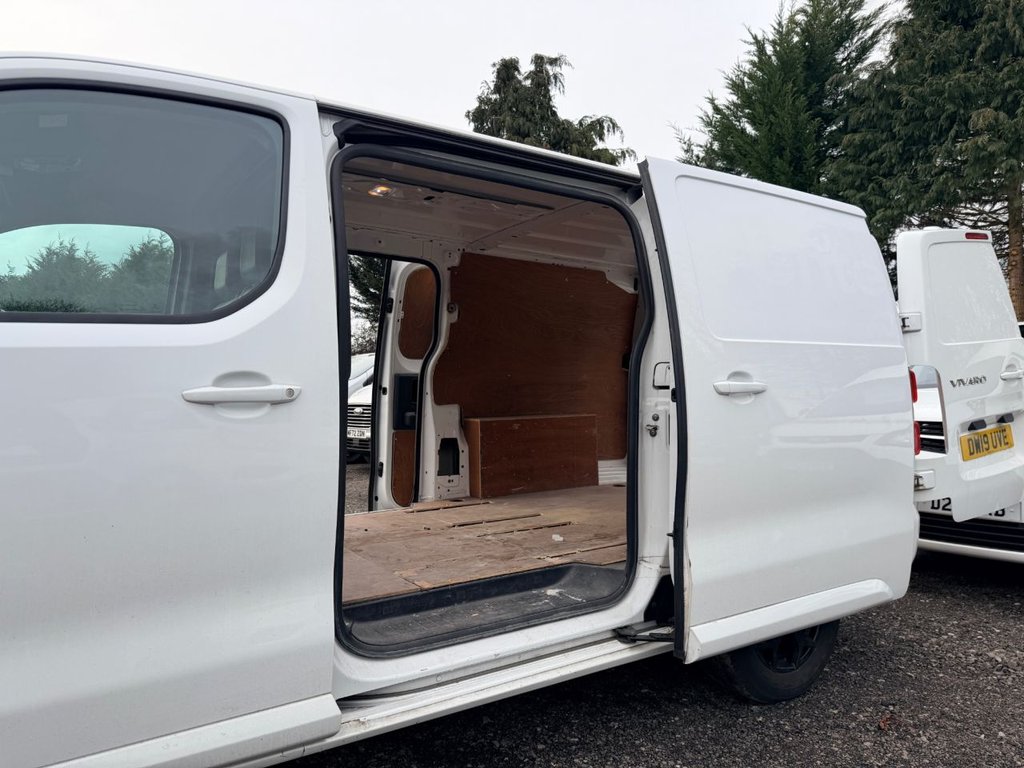 Used Vauxhall Vivaro 2019 for sale - 77558026: Photo 16