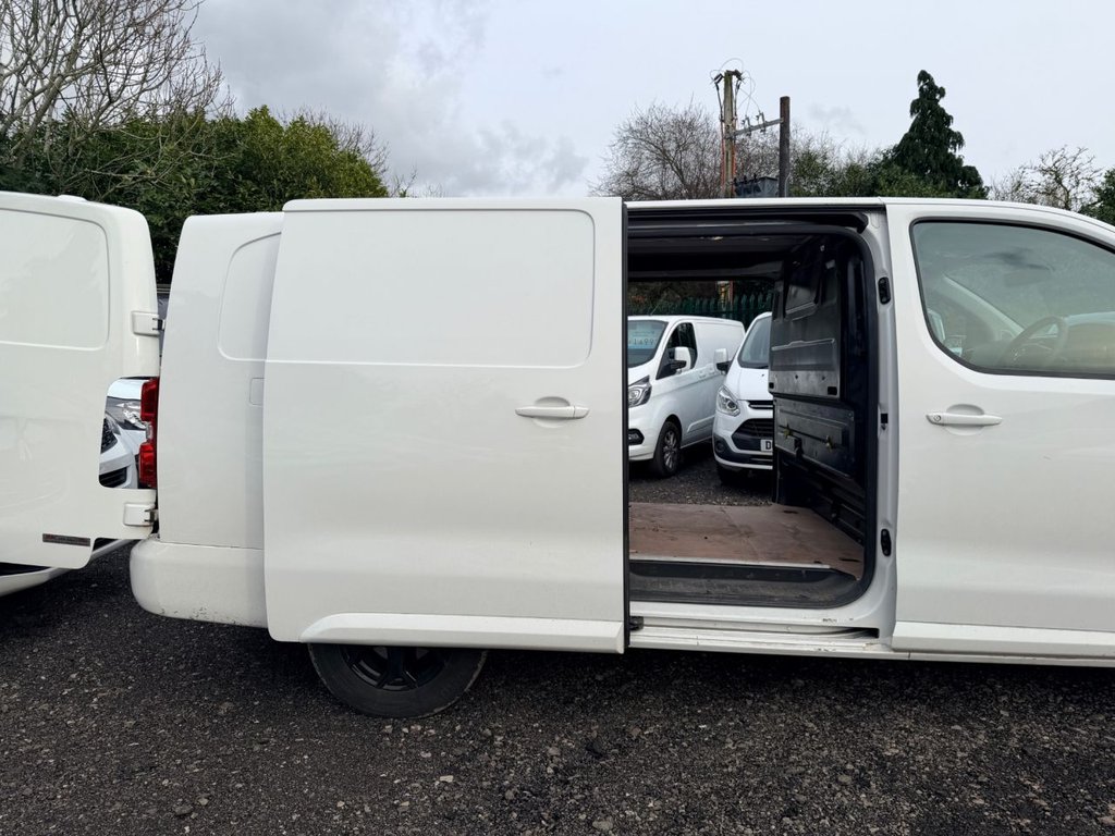 Used Vauxhall Vivaro 2019 for sale - 77558026: Photo 17