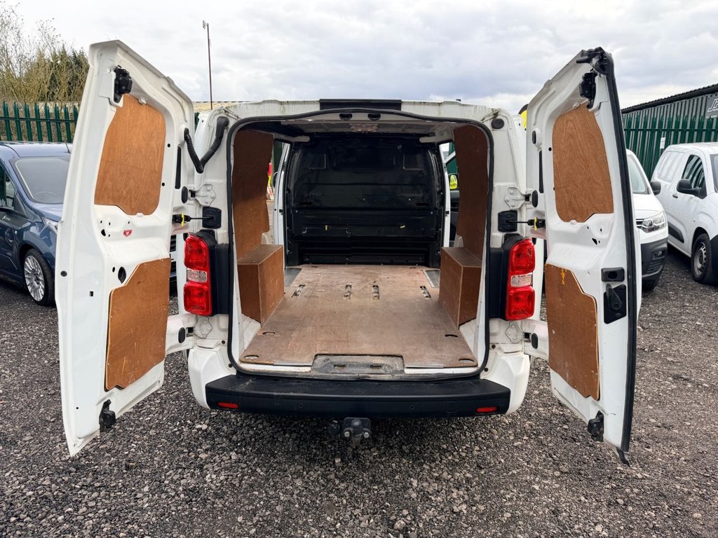 Used Vauxhall Vivaro 2019 for sale - 77558026: Photo 19