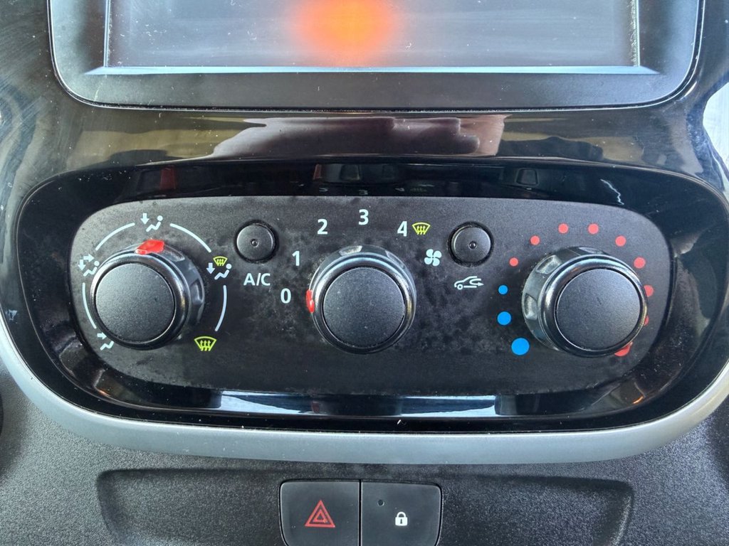 Used Renault Trafic 2018 for sale - 78082273: Photo 14