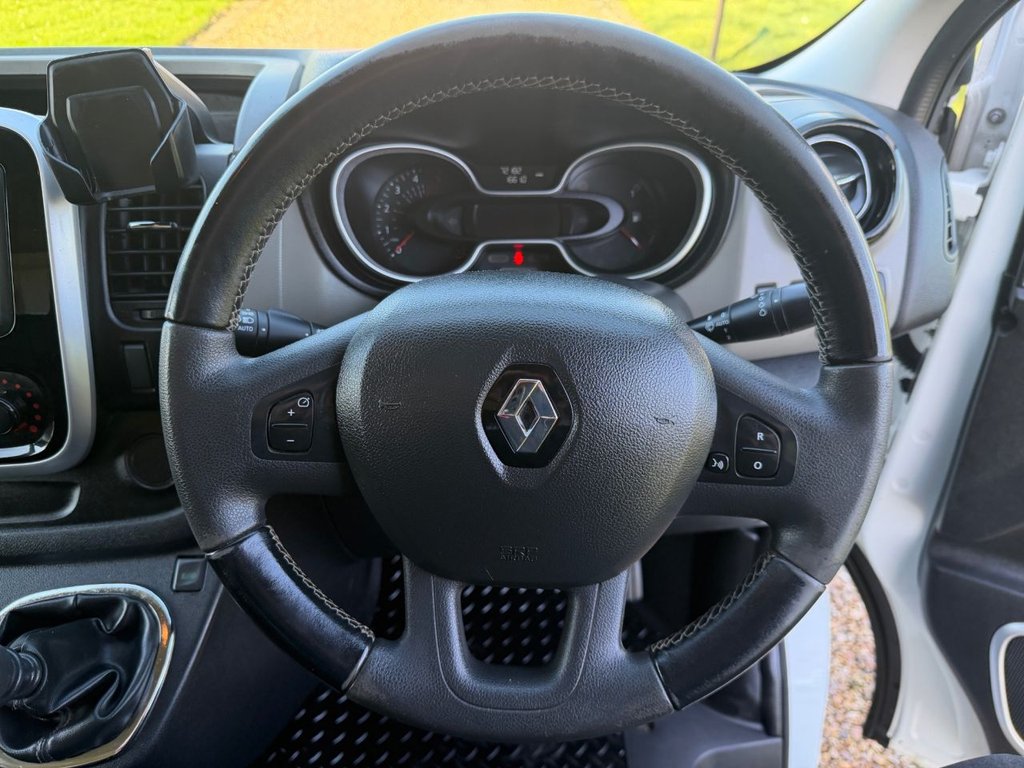 Used Renault Trafic 2018 for sale - 78082273: Photo 15