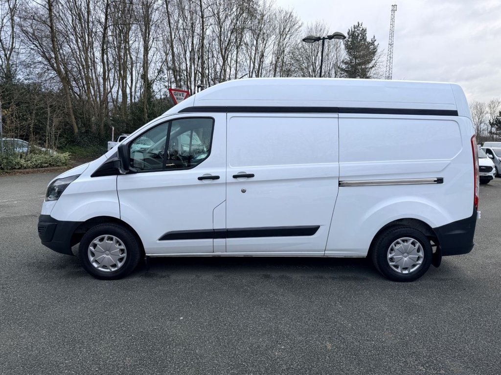 Used Ford Transit Custom 2015 for sale - 77451556: Photo 2