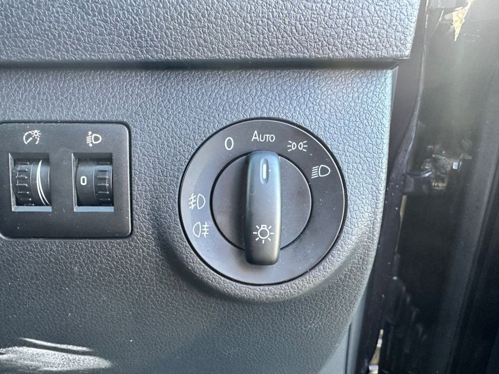 Used Volkswagen Caddy Maxi Life 2018 for sale - 76570321: Photo 14