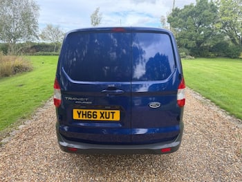 Used Ford Transit Courier 2016 for sale - 79708928: Photo